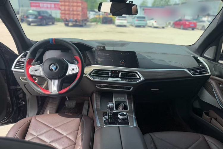 Used BMW X5 2022 Restyled xDrive 40Li M Sport Package