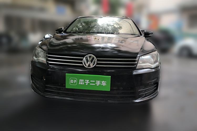 Used Volkswagen Bora 2013 1.6L Manual Fashion Edition Front