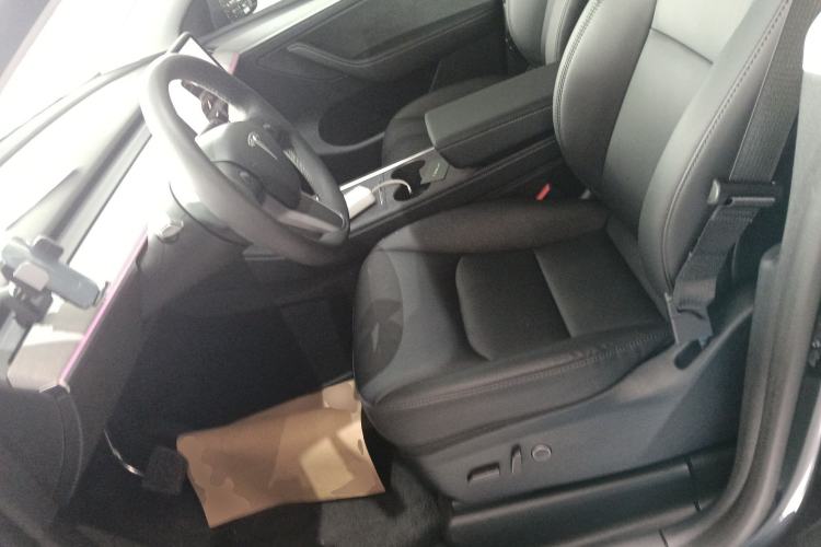 Used Tesla Model Y 2024 Rear-Wheel-Drive Version