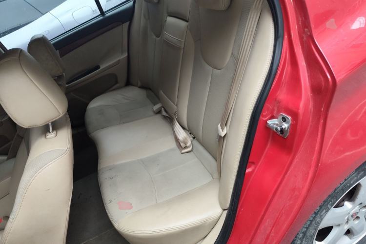 Used Roewe 350 2013 350C 1.5L Automatic Xunyue Edition
