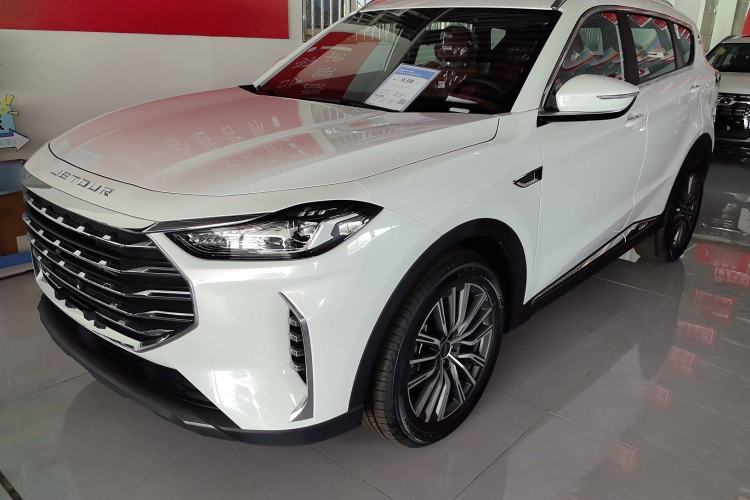 Used JETOUR X70 PLUS 2023 1.5T CVT Flagship PRO 5-seater