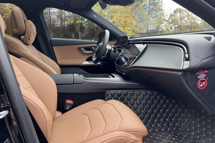 Used Mercedes-Benz E-Class 2024 Facelift E 300 L Fashion Sport Edition
