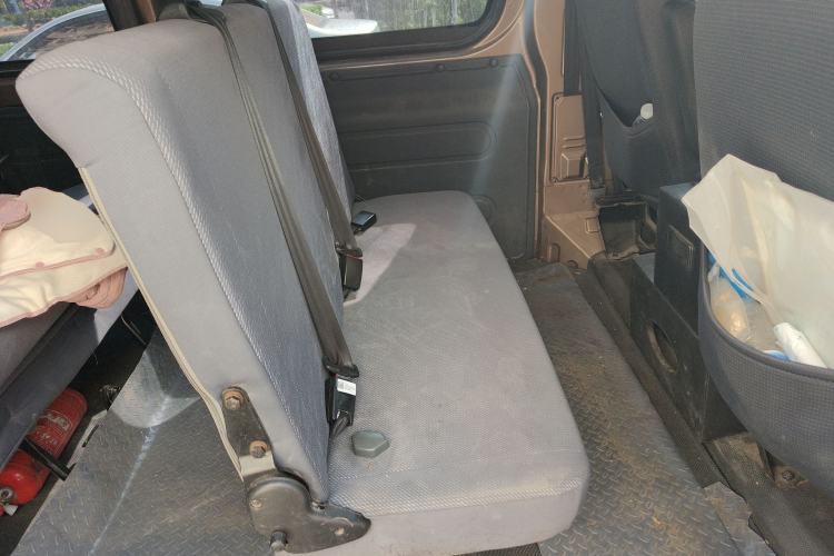 Used Foton Scenic G5 2022 2.0L Gasoline Commercial Version Open-Window 10-Seater 1TZS Left Rear Seat