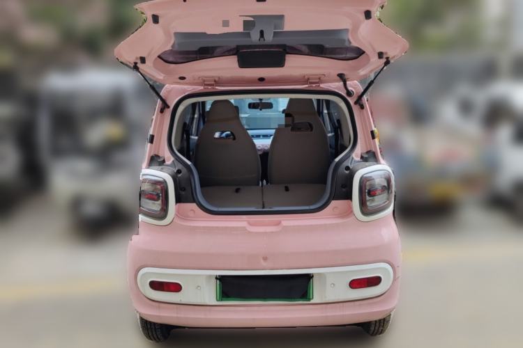 Used Bestune Pony 2024 170km Range Energizing Horse
