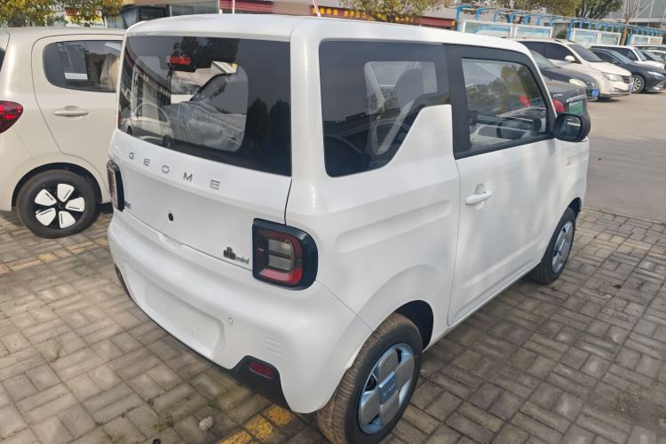 Used Geely Galaxy Panda 2024 Panda Mini 200km Endurance Bear
