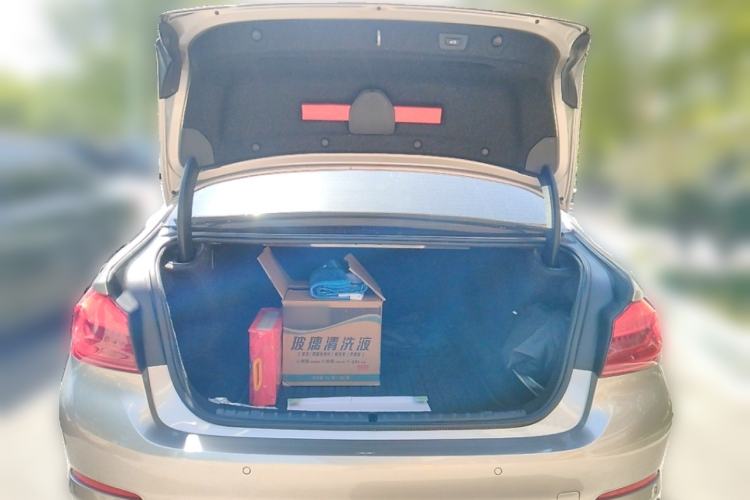 Used BMW 5 Series 2019 Facelifted 530Li Leading Edition Luxury Package
