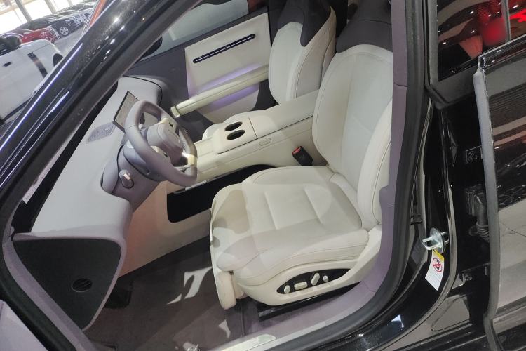 Used Avatr 06 2025 Pro Range-Extended Edition
