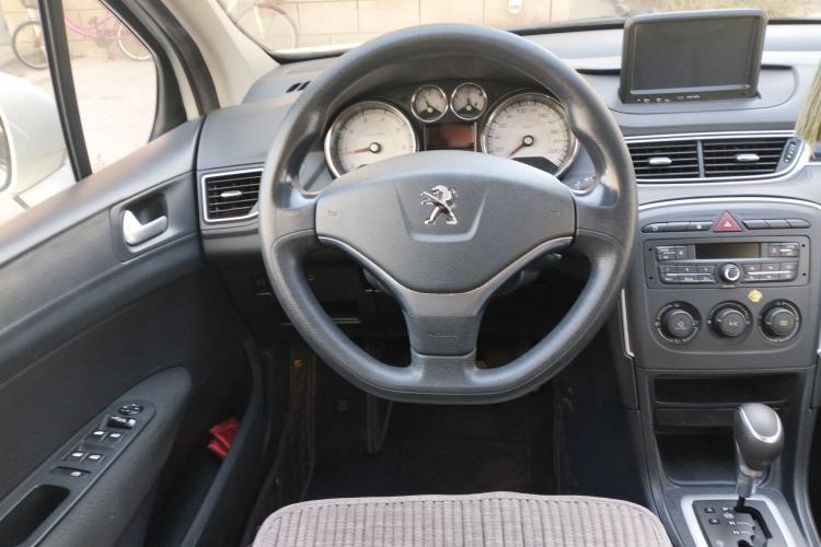 Used Peugeot 308 2013 1.6L Automatic YouShang Model Steering Wheel