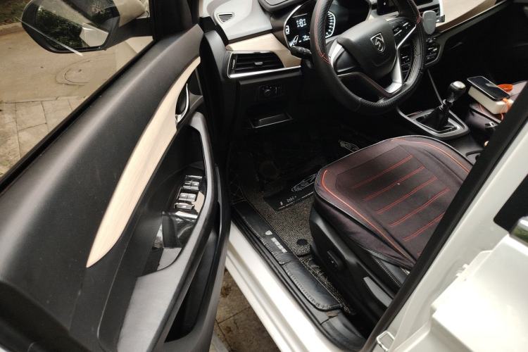 Used Baojun 360 2018 1.5L Manual Luxury Edition China V Driver Seat
