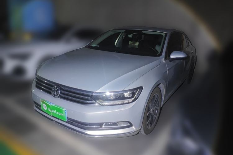 Used Volkswagen Magotan 2017 330TSI DSG Luxury Model Guazi used car, China used car export, Used car for sale, Used  cars, Cheapest cars for sale