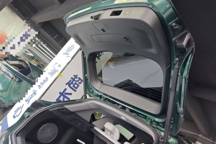 Used VOYAH FREE 2025 318 318 km Rear-Drive Touring Edition Trunk