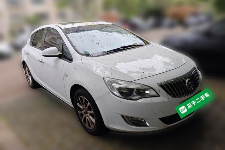 Used Buick GT 2014 XT 1.6L Automatic Fashion Edition Front Right 45 Deg