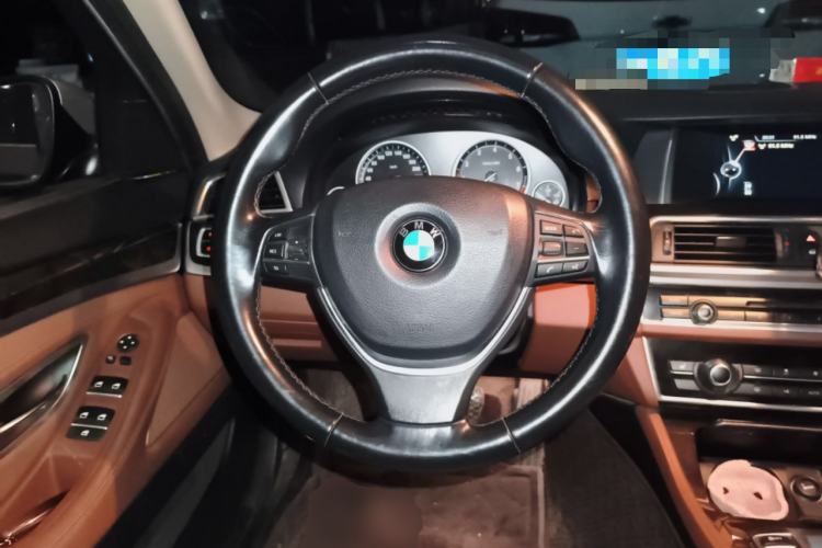 Used BMW 5 Series 2017 525Li Leading Model