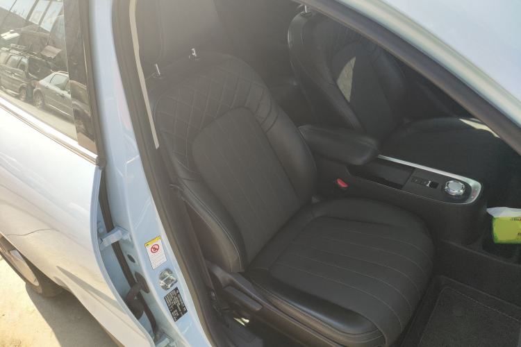 Used ORA Good Cat 2022 400km Standard Range Premium Version Lithium Iron Phosphate
