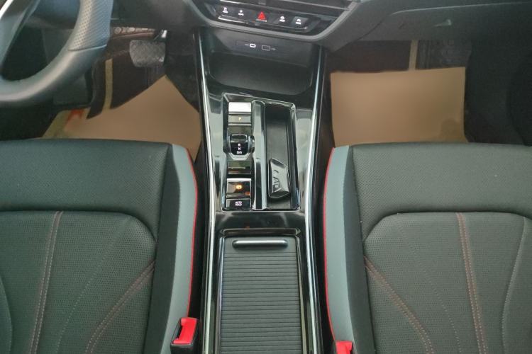 Used Volkswagen Lamando 2023 Lavida L 280TSI DSG Cool & Spicy Edition
