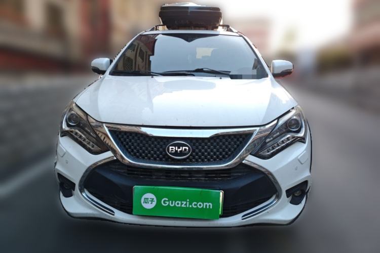 Used BYD Tang New Energy 2015 2.0T Four-Wheel-Drive Flagship Model
