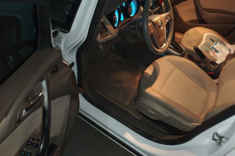 Used Buick GT 2013 GT 1.6L Automatic Fashion Edition