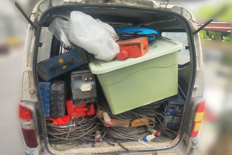 Used Wuling Zhiguang 2010 1.0L New Version Practical Short-Body L2Y Trunk