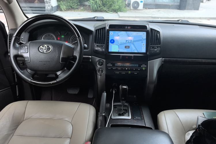 Used Toyota Land Cruiser 2010 4.0L Automatic VX