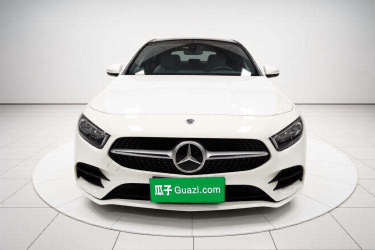 Used Mercedes-Benz A-Class 2022 Revised Version A 200 L Sport Sedan Fashionable Style
