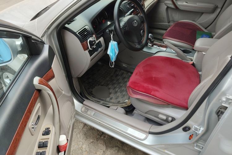 Used Bestune B70 2007 2.0L automatic luxury edition
