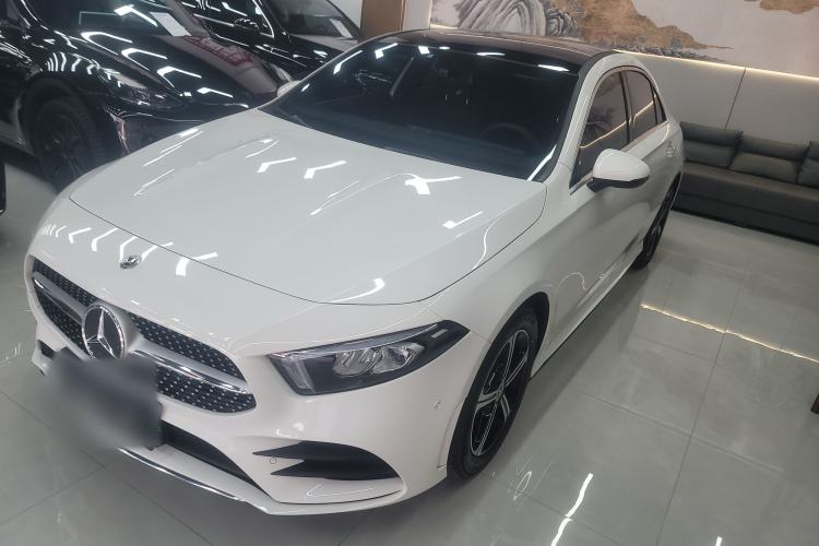 Used Mercedes-Benz A-Class 2022 Revised Version A 200 L Sport Sedan Fashionable Style