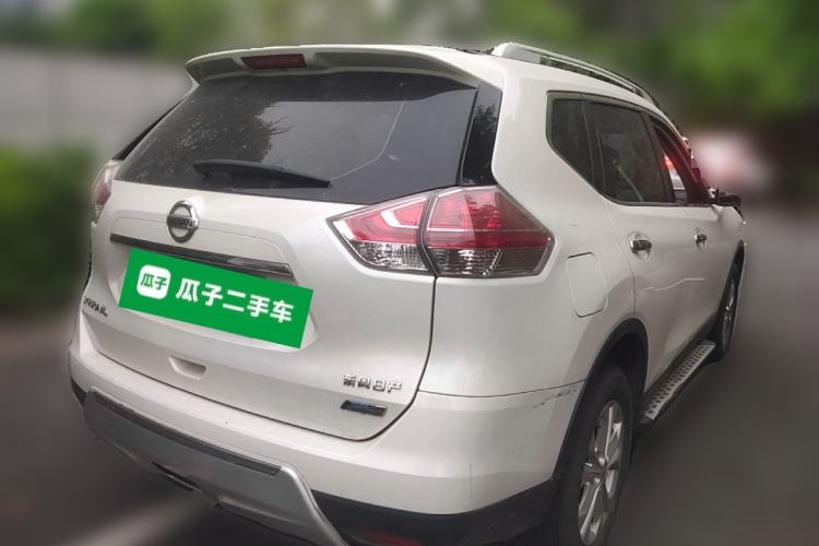 Used Nissan X-Trail 2015 2.0L CVT Comfort MAX Edition 2WD Rear Right 45 Deg