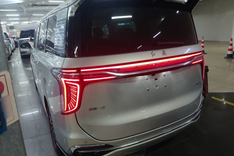 Used Hongqi HQ9 2023 2.0T Smart Connect Flagship Edition