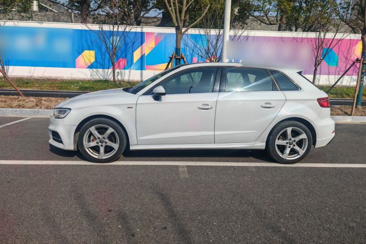 Used Audi A3 2019 Sportback 35 TFSI Fashion Edition China V
