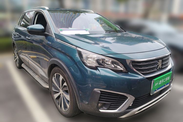 Used Peugeot 5008 2017 380THP 7-Seater Luxury Edition Front Right 45 Deg