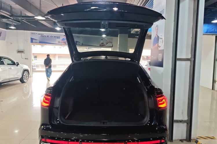 Used Volkswagen Tiguan X 2023 Revised Version 330TSI Two-Wheel Drive Enjoyment Edition Trunk