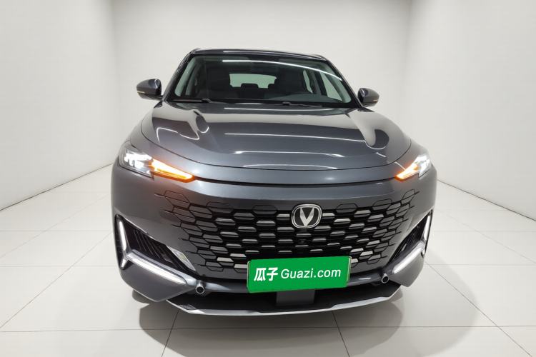 Used CHANGAN UNI-K iDD 2023 Zhidian iDD 1.5T 135km Smart & Fun Model Front