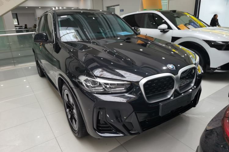 Used BMW iX3 2024 Leading Model