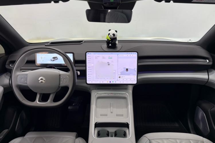 Used Nio ES6 2025 75 kWh Interior 8