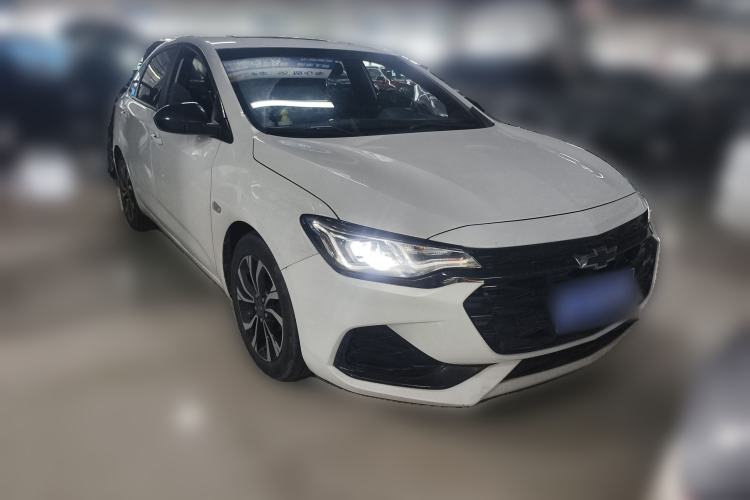 Used Chevrolet Monza 2020 Light Hybrid RS 330T Automatic Comfort Edition Front Right 45 Deg