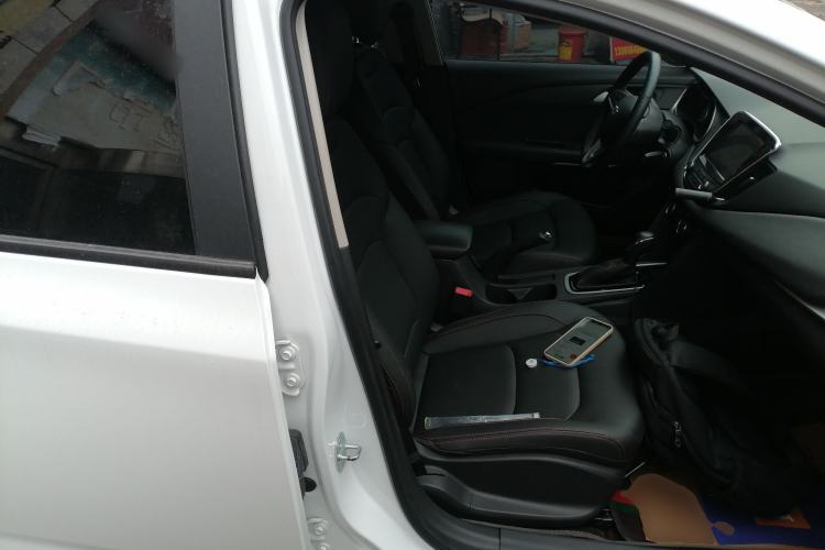 Used Chevrolet Monza 2019 Redline 320T Dual-Clutch Sporty Version China VI Standard Right Front Seat