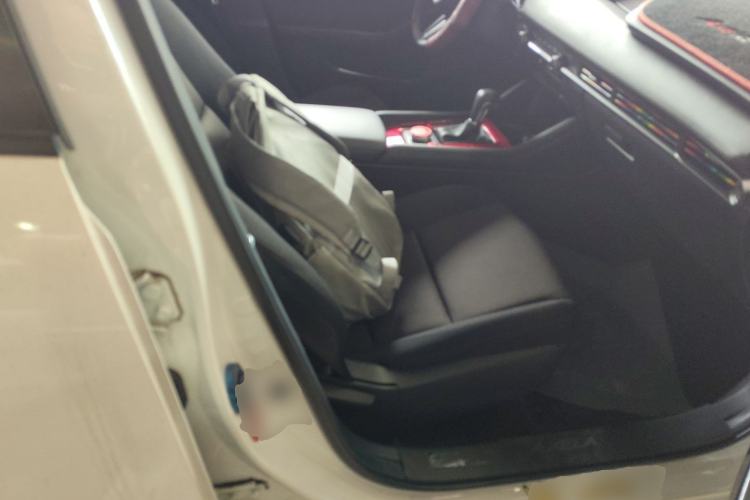 Used Mazda 3 Axela 2021 1.5L Automatic ZhiMei Edition
