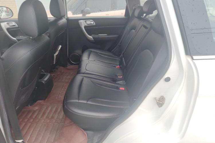 Used Haval H6 2016 Upgraded Model 1.5T Automatic Two-Wheel Drive Elite Version Left Rear Seat