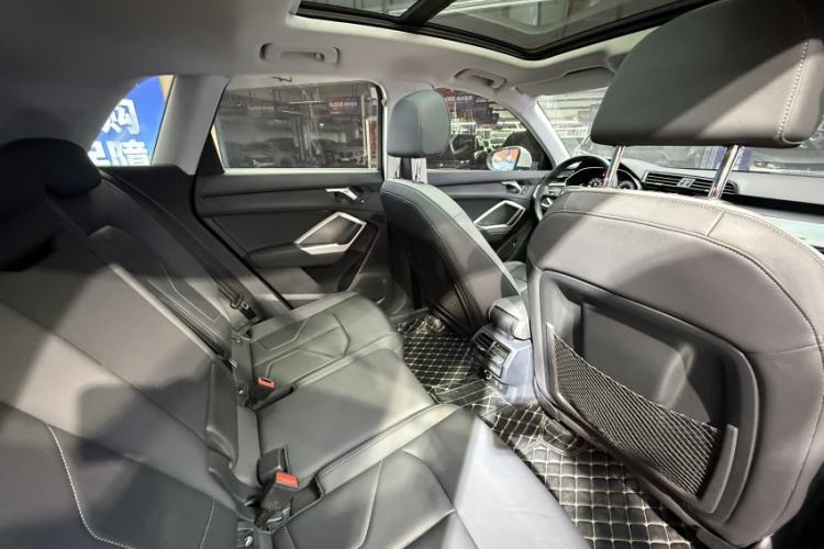 Used Audi Q3 2021 35 TFSI Advanced Style Edition Interior 9