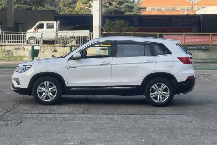 Used Changan CS75 2015 1.8T Automatic 4x4 Elite Model China V Standard