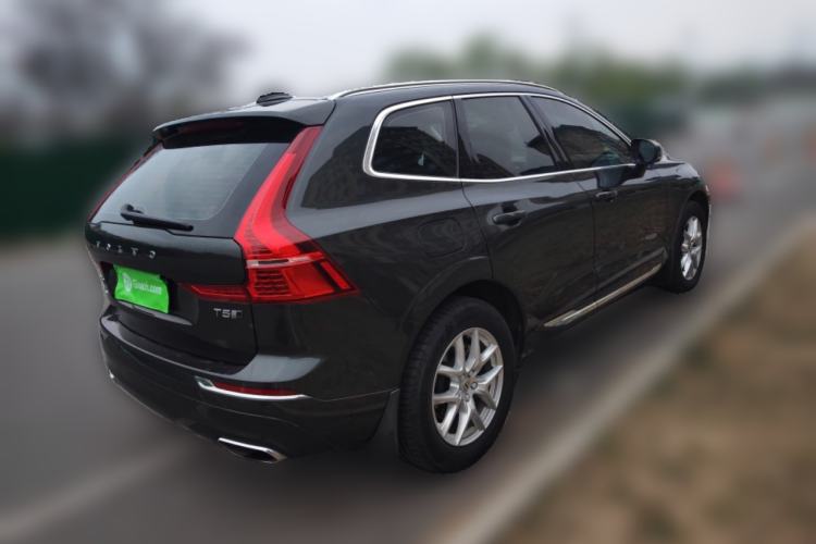 Used Volvo XC60 2020 T5 4x4 Zhiyi Luxury Edition Rear Right 45 Deg