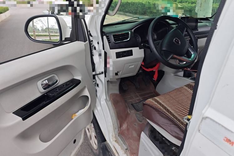 Used Jinbei New Hiace S 2022 1.5L Wealth Edition Air-Conditioner-Free Truck China VI Standard SWC15M