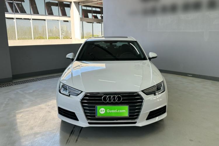Used Audi A4L 2017 Plus 40 TFSI Ambition Model
