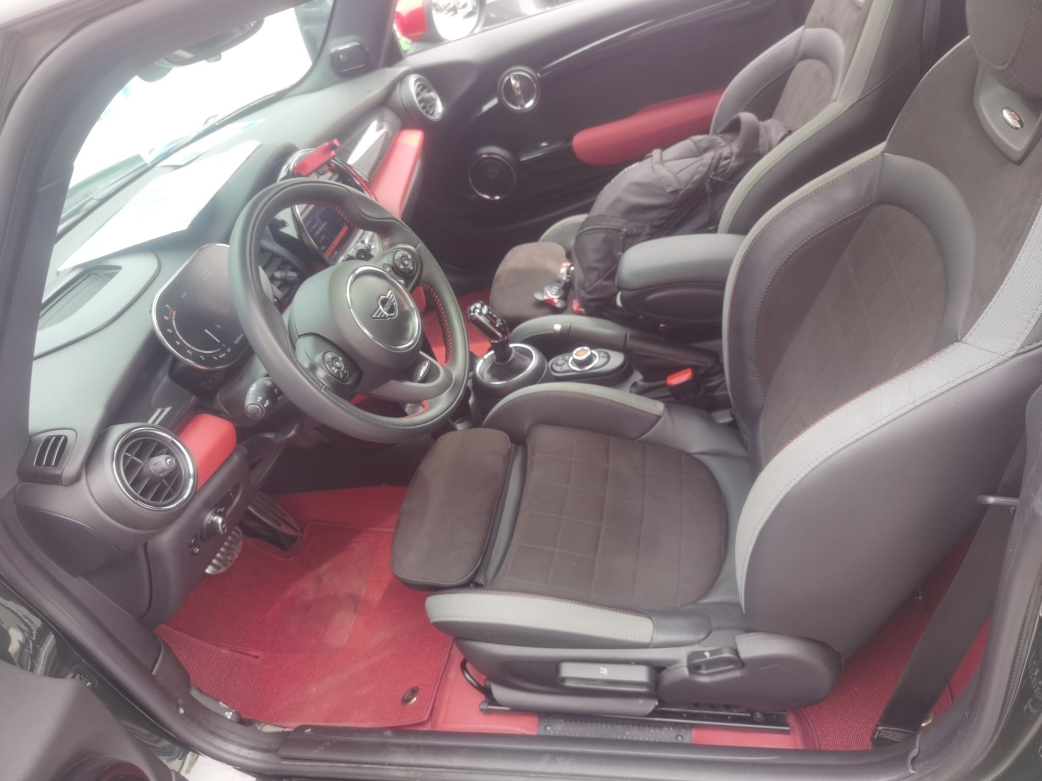 Interior delantero