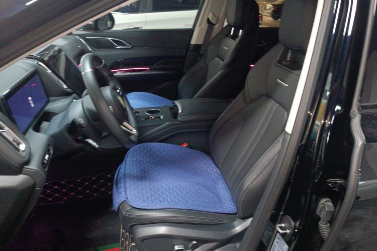 Used Hongqi HS3 2023 1.5T Two-Wheel Drive Shanwei Edition Left Front Seat