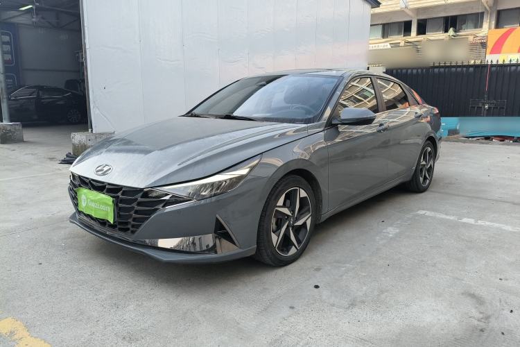 Used Hyundai Elantra 2022 1.5L CVT LUX Prestige Edition