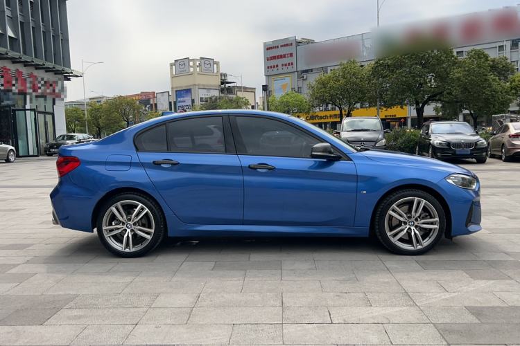 Used BMW 1 Series 2019 120i Leading Model M Sport Package Exterior 3