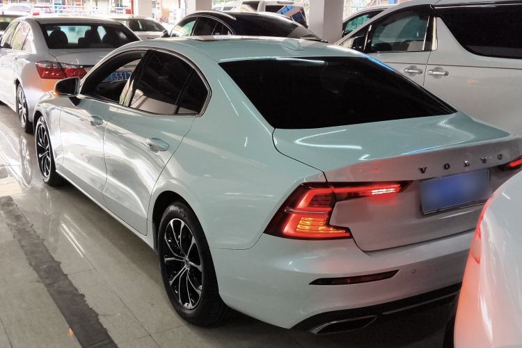 Used Volvo S60 2022 B4 Zhiyi Luxury Edition Rear Left 45 Deg