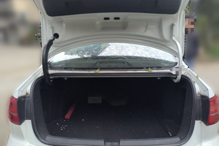 Used Volkswagen Sagitar 2015 230TSI Manual Comfort Version
