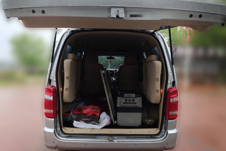 Used Jinbei Grace 2014 2.0L Luxury Short-Wheelbase 7-Seater 1TR
